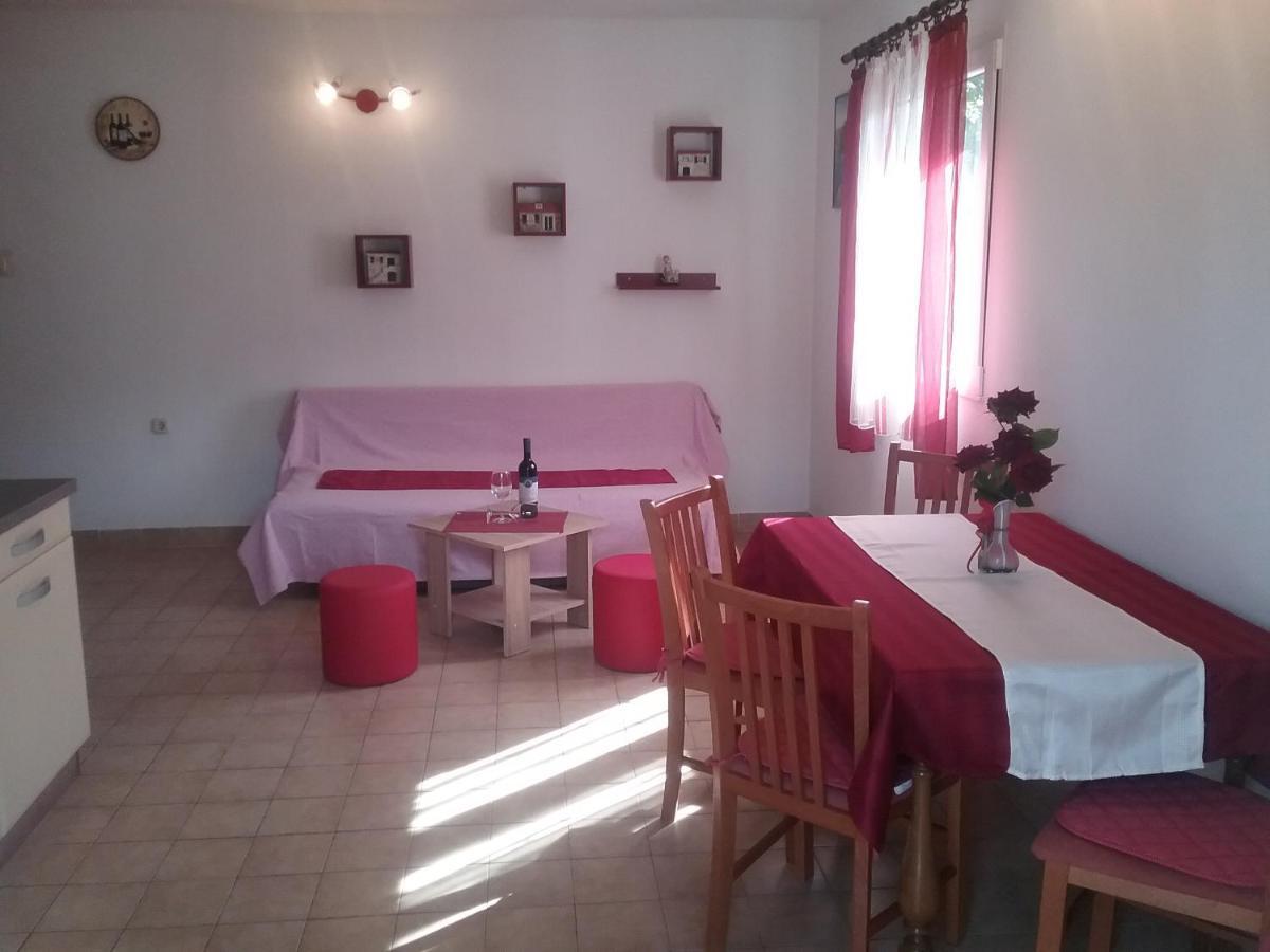 וויס Apartmani Pisac מראה חיצוני תמונה