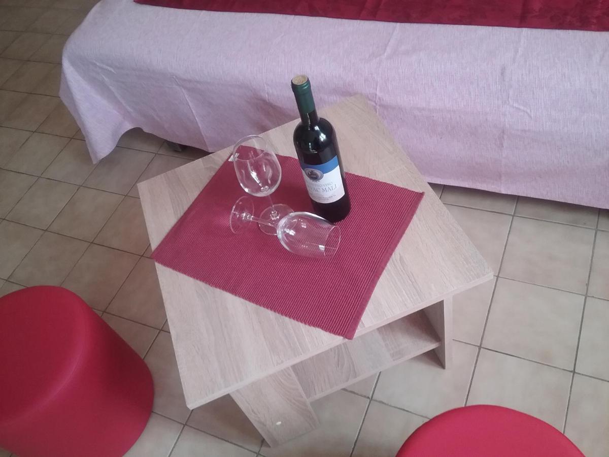 וויס Apartmani Pisac מראה חיצוני תמונה
